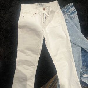 vineyard vines white jeans